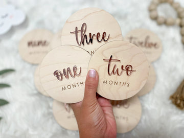 Baby Monthly Milestone Marker, 1-12 Month Baby milestone cards, Monthly Wooden Milestone Discs, Personalized Month Signs Baby Acrylic